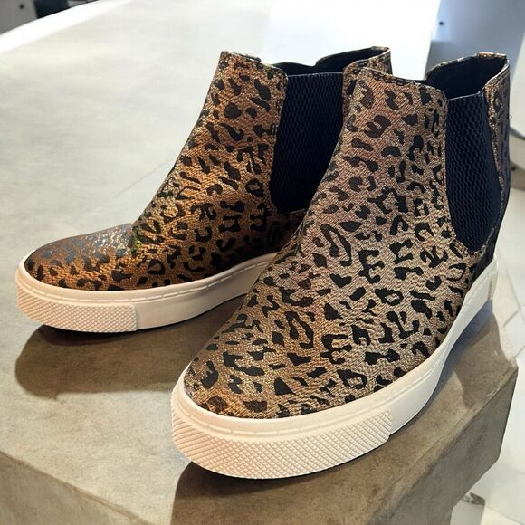 Gianni Bini Womens Sneaker Ankle Booties Size 6.5 M Leopard Cheetah Gold Shimmer - Picture 6 of 10